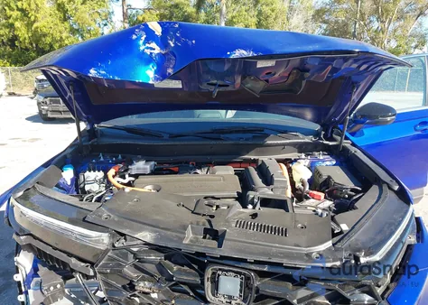 2024 Honda Cr-V Hybrid Sport-L z USA, uszkodzony, nr VIN 5J6RS5H86RL000390